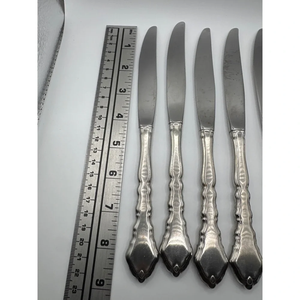 Oneida Royal Chippendale Stainless Steel Dinner Knives Set of 6 Glossy USA 9.25